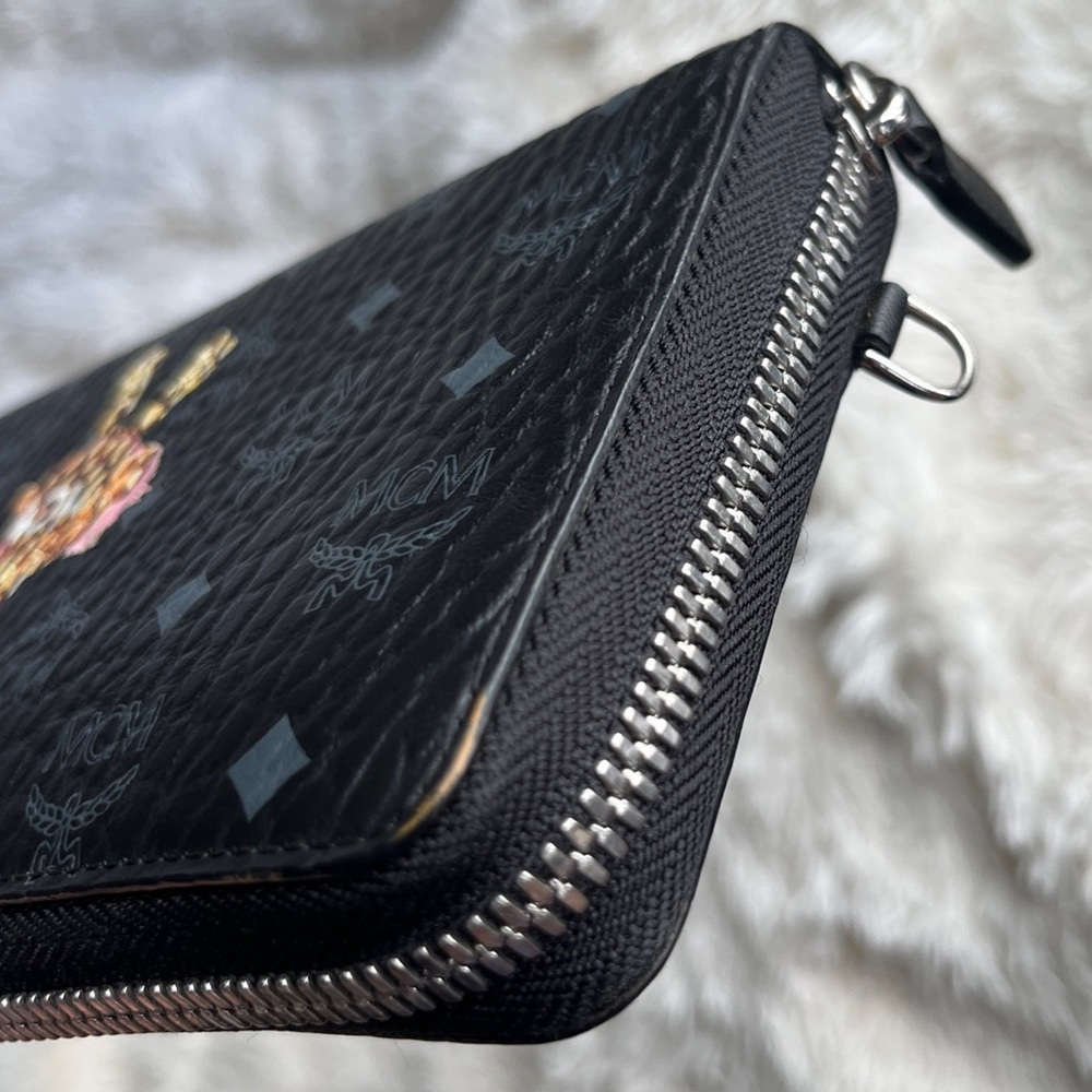 MCM Zip-around Long Wallet Leather Black - Picture 13 of 16